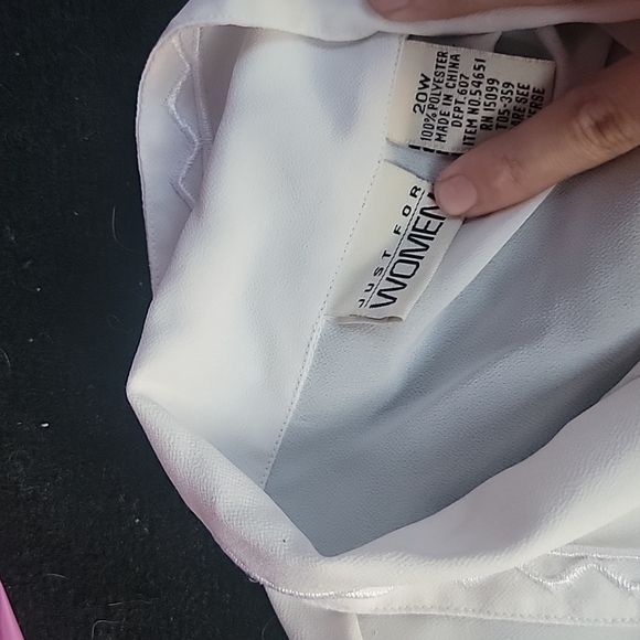 womens dress too - Picture 4 of 4